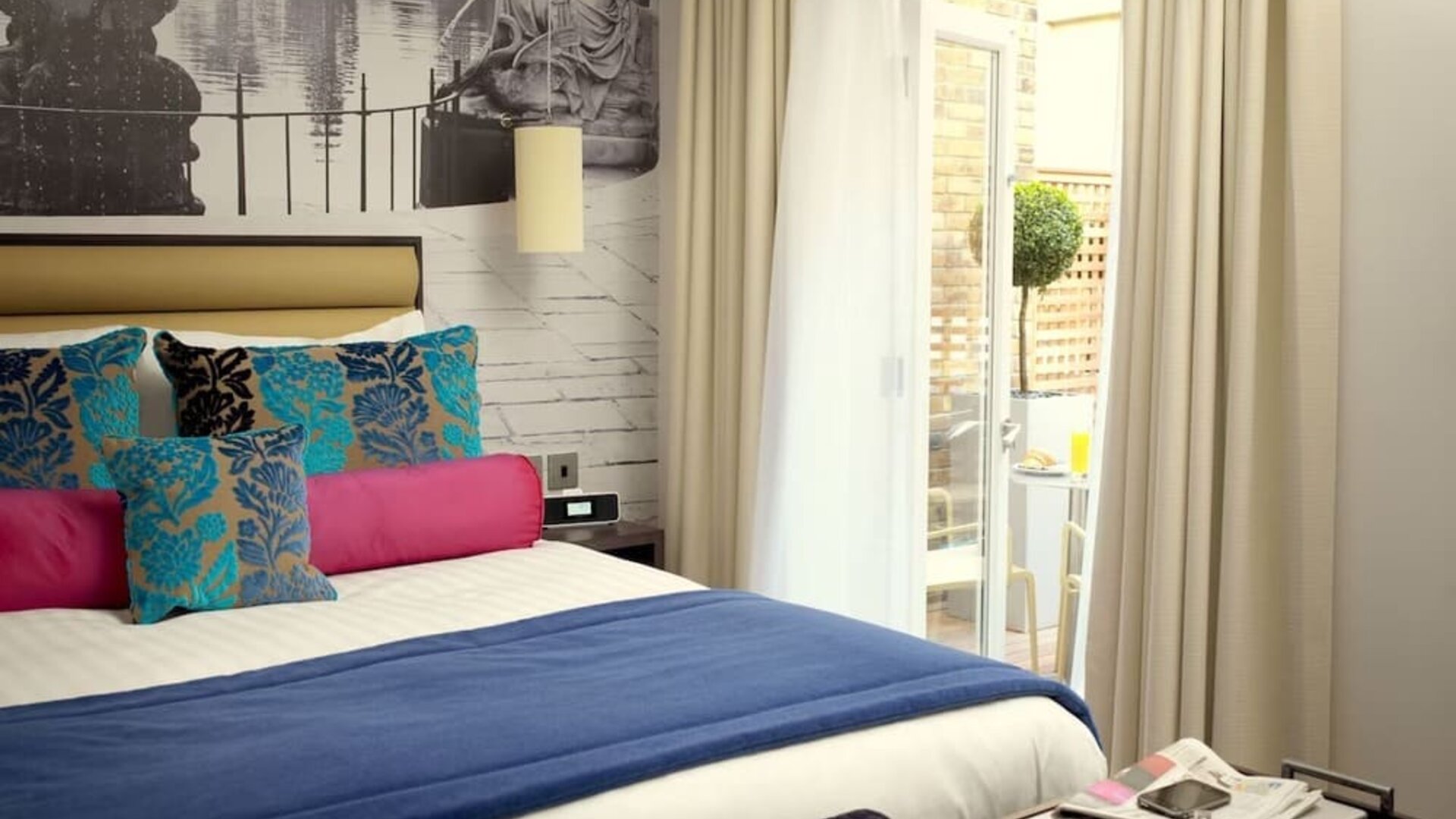 King bed at Indigo London-Paddington Hotel.