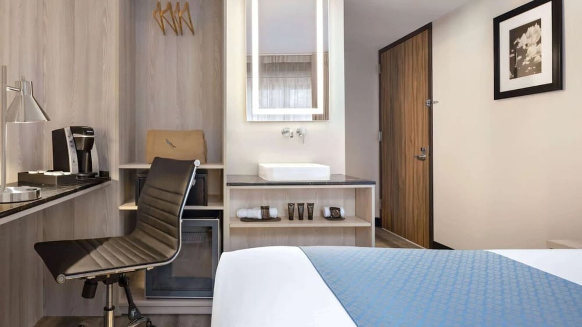 Day use room with work desk at Wingate By Wyndham New York Midtown South/5th Ave.