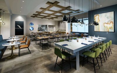 Dining area perfect for coworking at Hilton Garden Inn Sunnyvale.