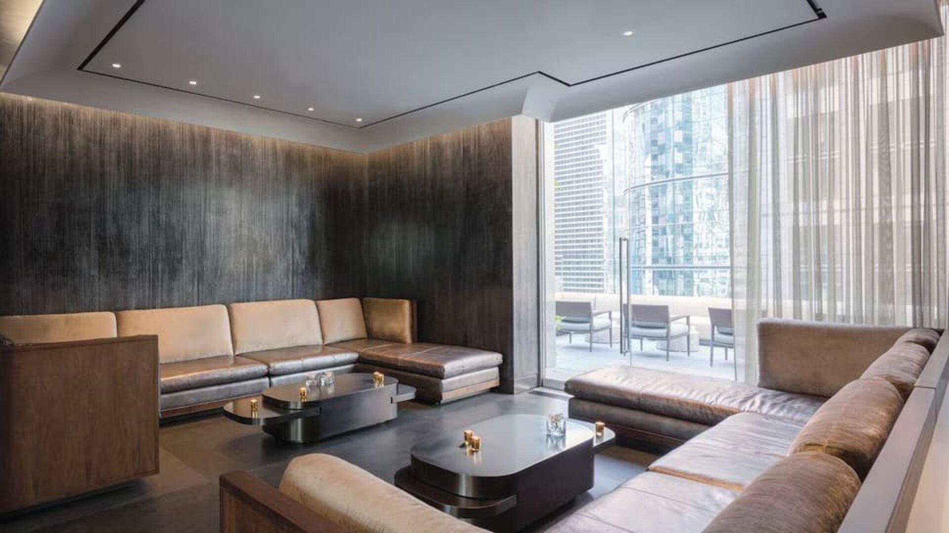 Lounge and coworking space at The Knickerbocker Hotel.