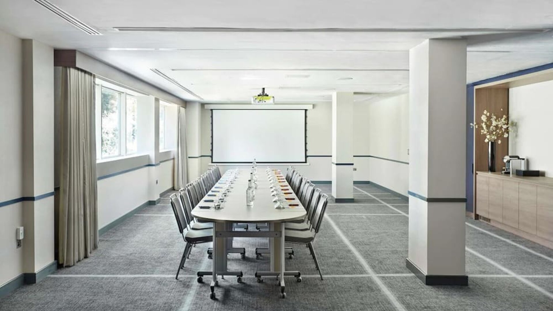 Professional meeting room at Hyatt Place London Heathrow Airport.