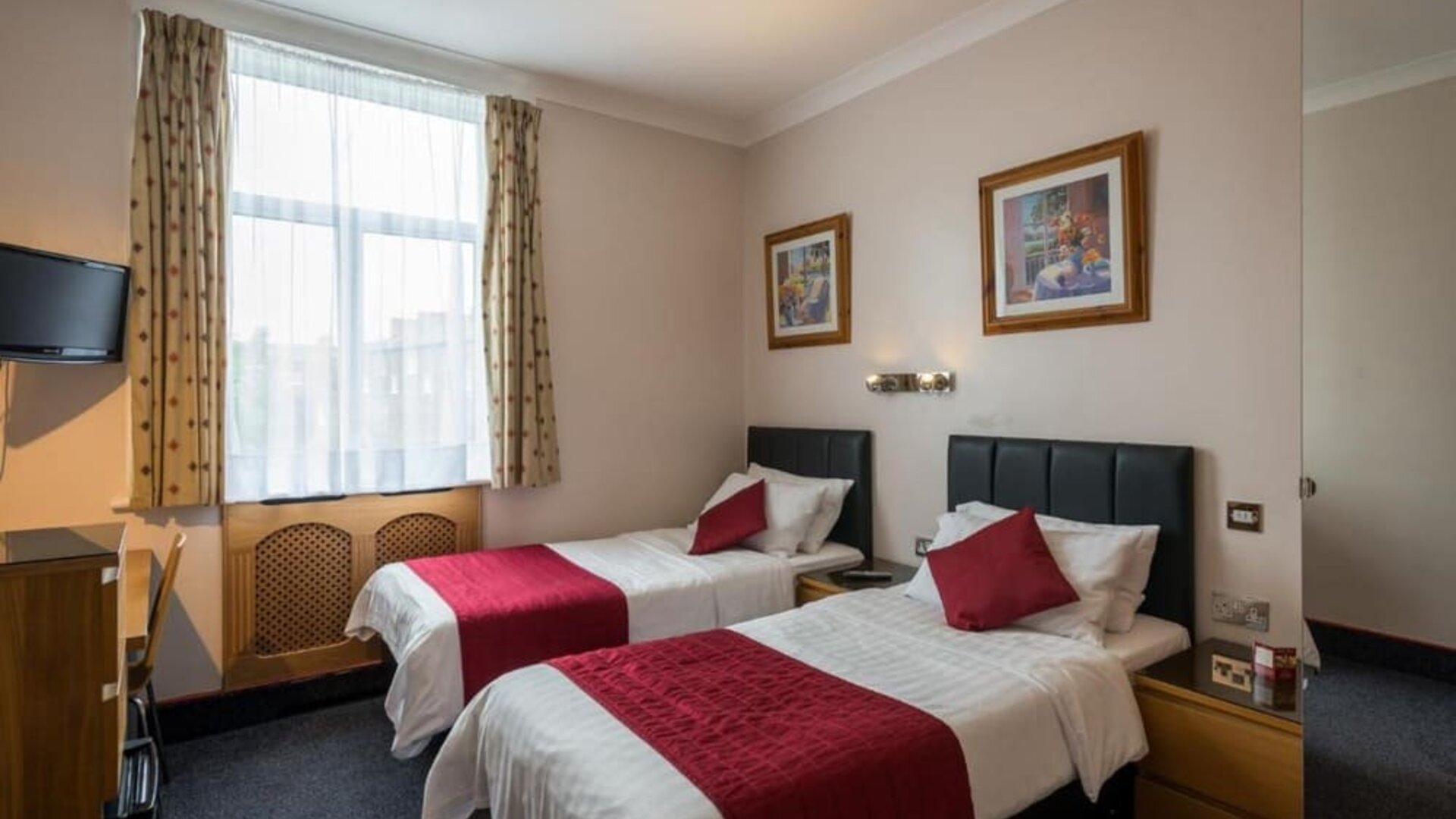 Day use twin room at Adria Hotel.