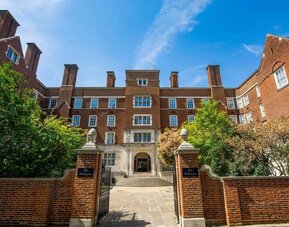 Entrance of The Wellington by Blue Orchid Hotel (FKA The Rochester).