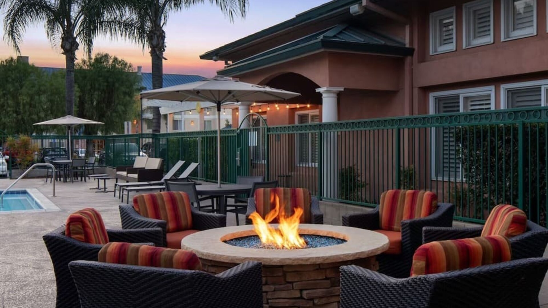 Firepit at Residence Inn Santa Clarita.