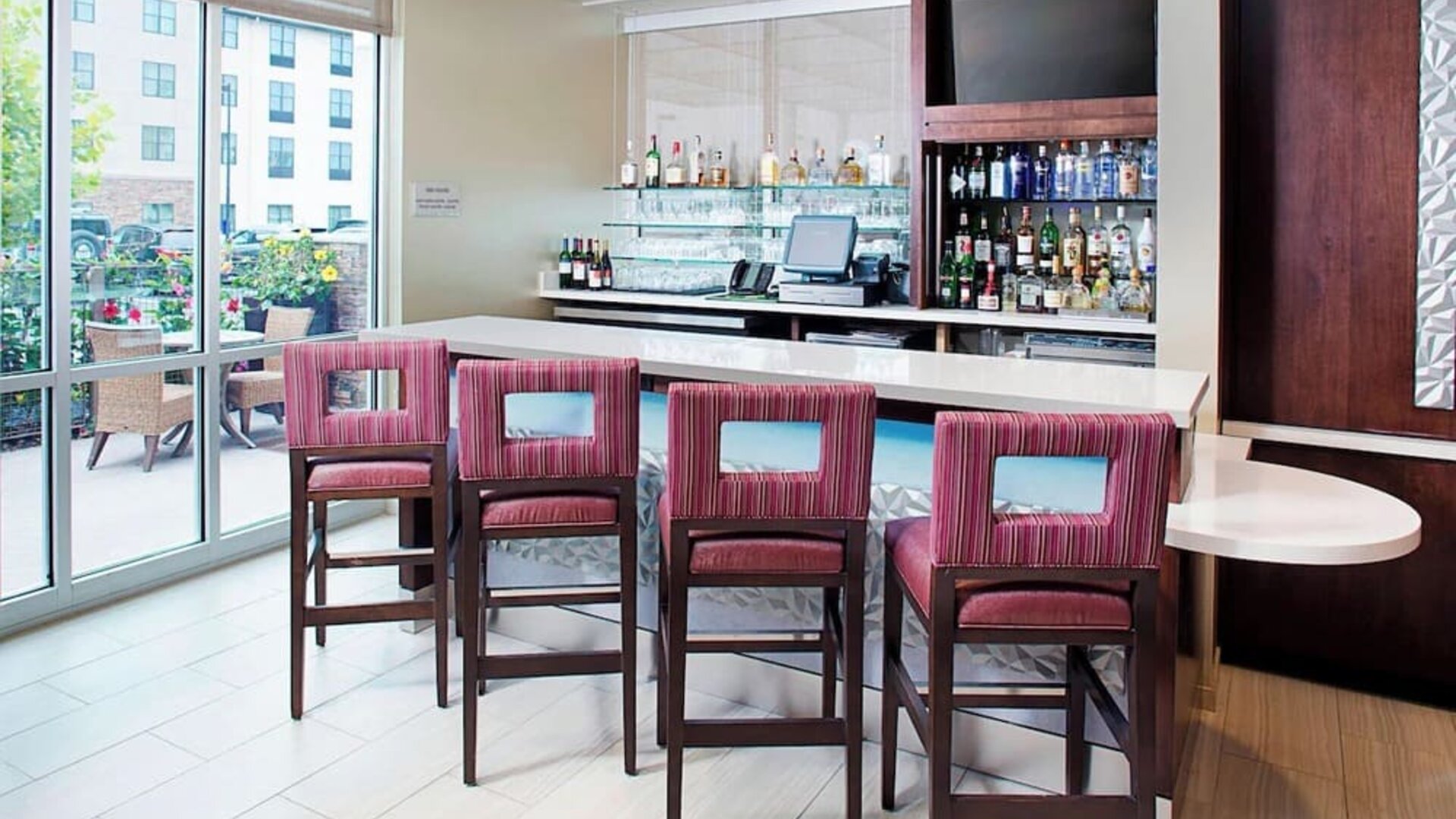 Hotel bar at Springhill Suites Carle Place.
