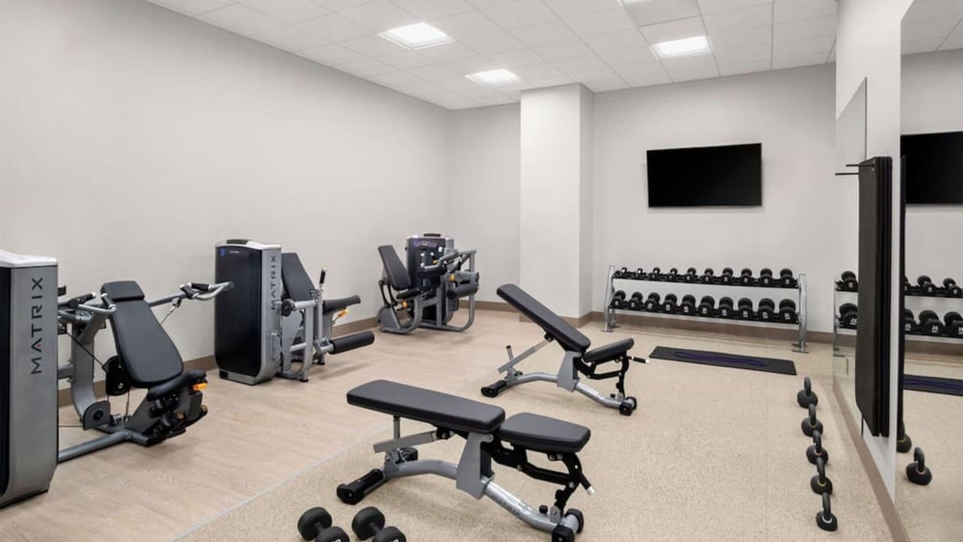 Fitness facility at The Westin Crystal City Reagan National Airport.