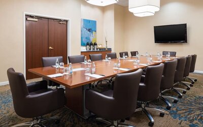 Professional meeting room at The Westin Crystal City Reagan National Airport.