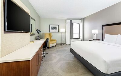 Day use room with work desk at DoubleTree By Hilton Austin University Area.