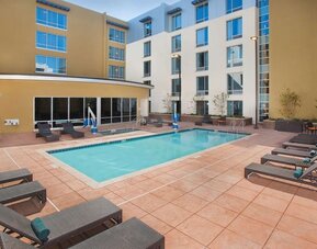 Refreshing outdoor pool at Hilton Garden Inn Burbank Downtown.