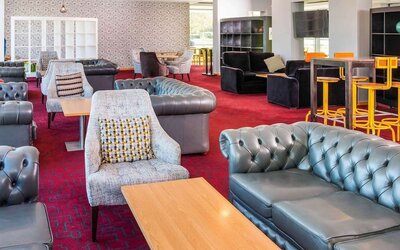 Lobby lounge at Ibis Styles Crewe.