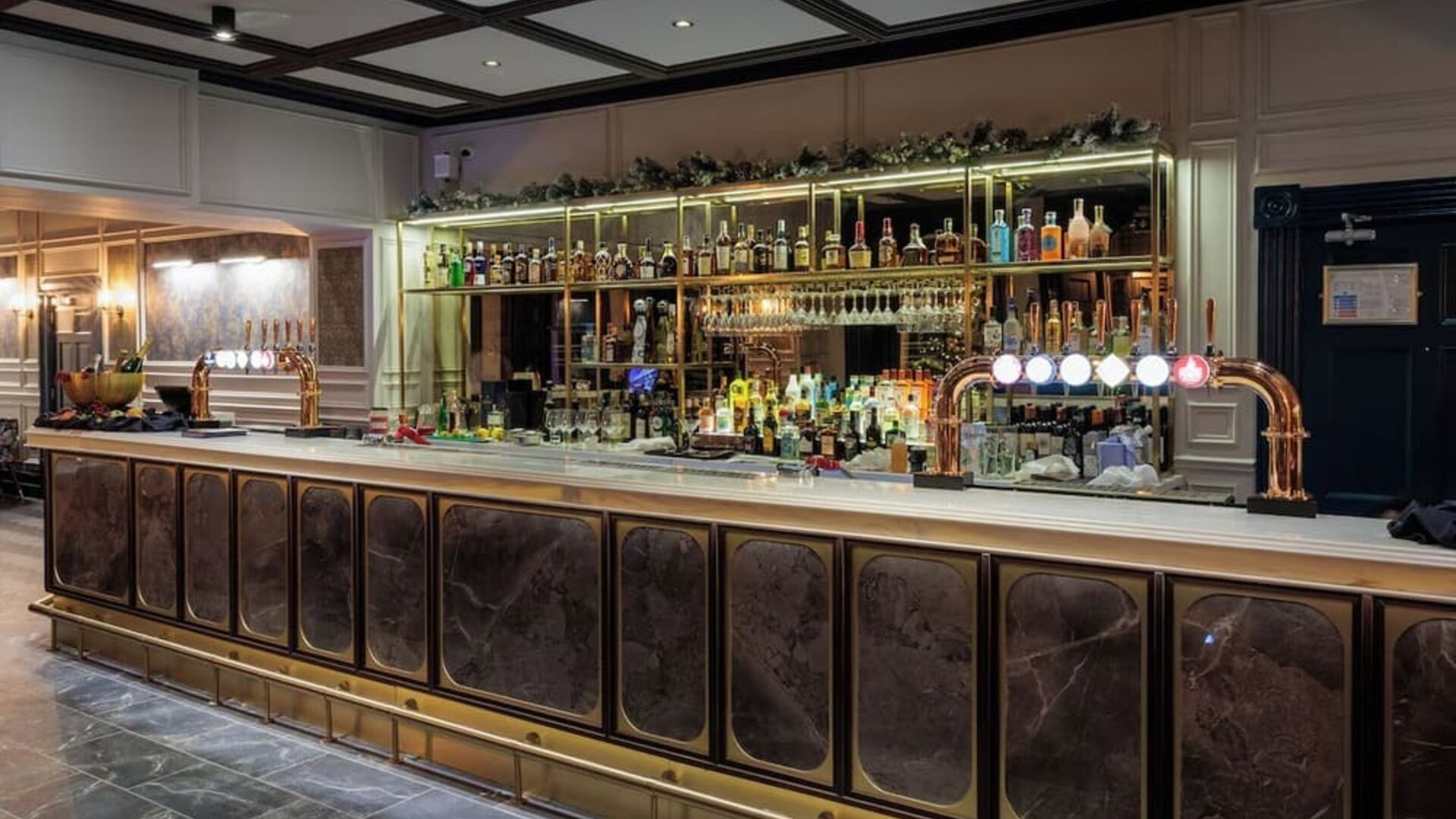 Bar at Best Western Plus Dover Marina Hotel & Spa.