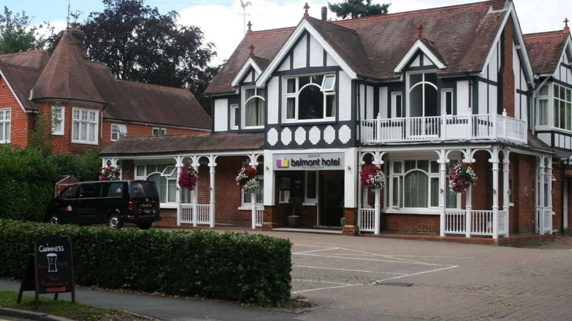 Exterior view at Gatwick Belmont Hotel.