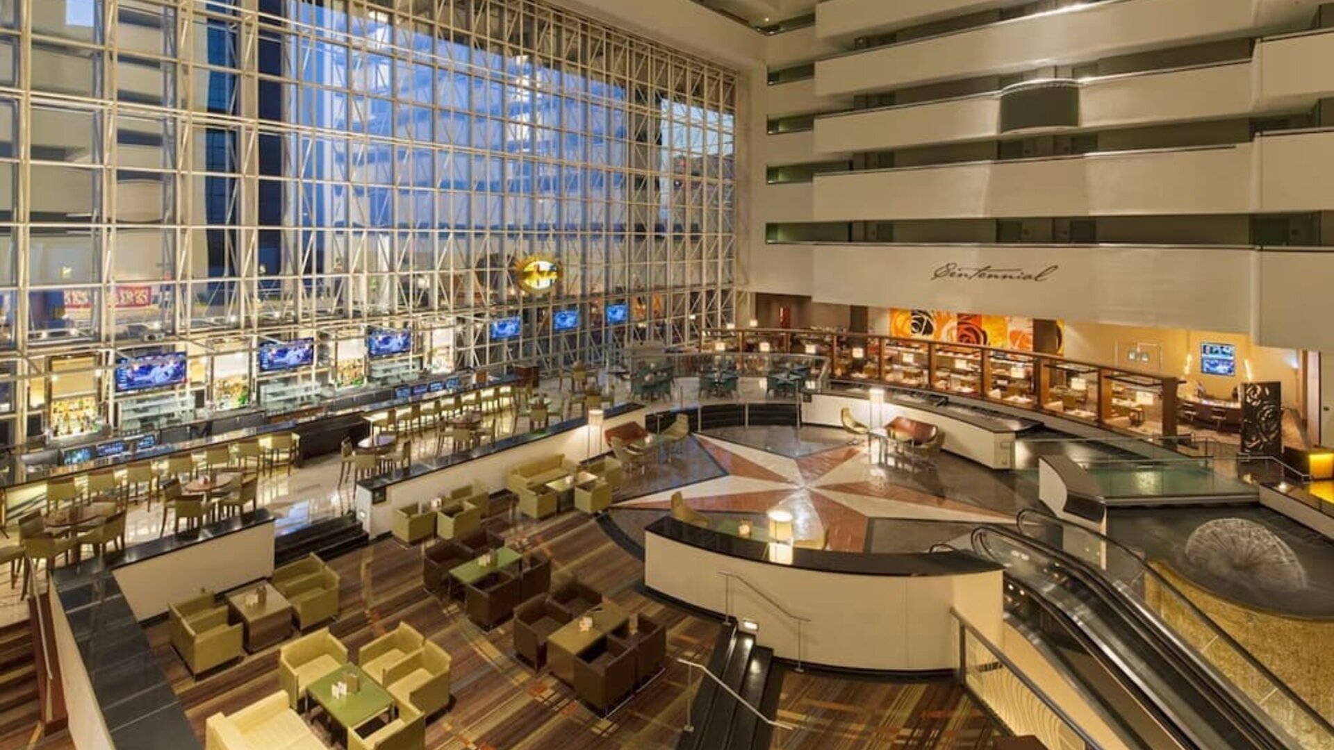 Lobby and coworking lounge at Hyatt Regency Dallas.