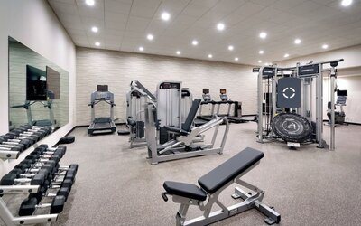 Fitness facility at Courtyard By Marriott Charlotte Airport/Billy Graham Parkway.