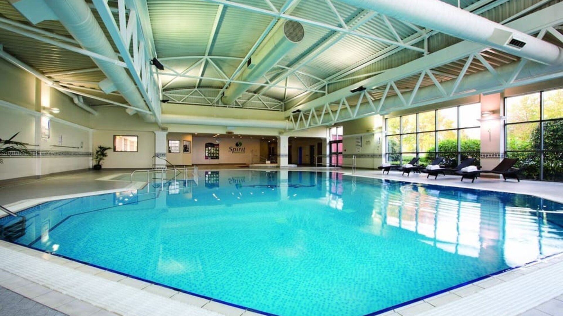 Indoor heated pool at Crowne Plaza London - Heathrow.