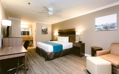 Day use room amenities at Best Western Pearland Inn.