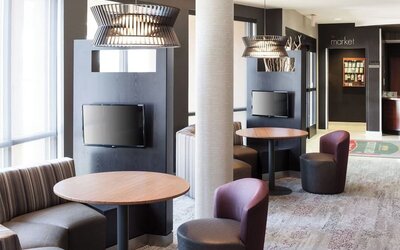 Media pods perfect for coworking at Courtyard By Marriott Hattiesburg.