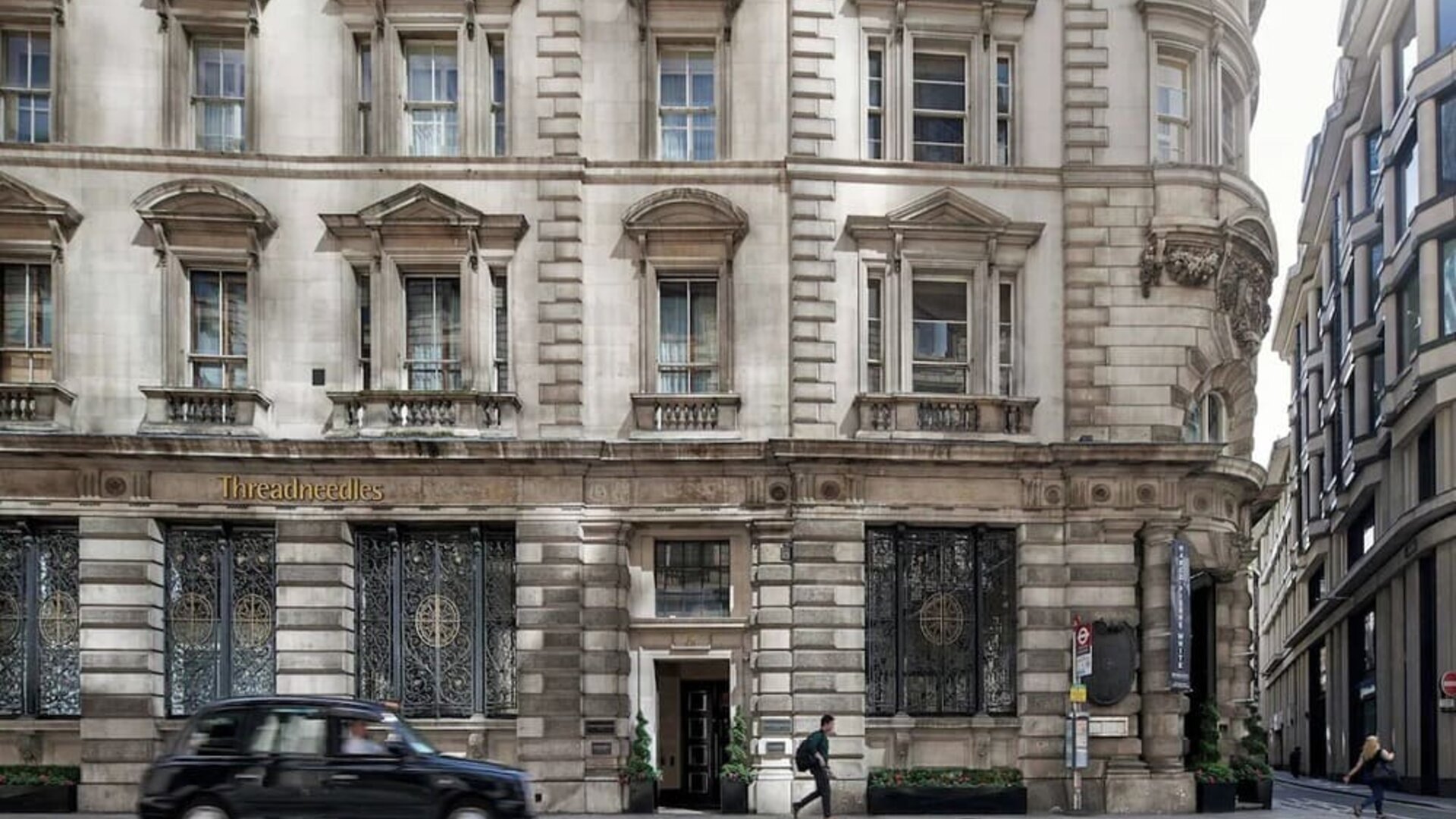 Exterior view of Threadneedles, Marriott Autograph Collection Hotel.