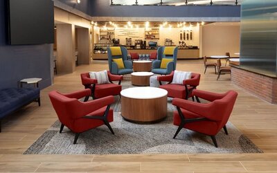 Lobby and coworking lounge at Hyatt Regency Boston/Cambridge.