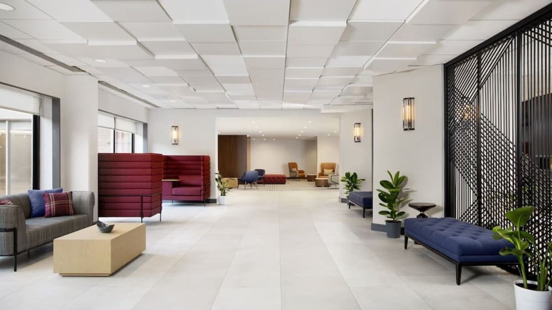 Lobby and coworking lounge at Hyatt Regency Boston/Cambridge.