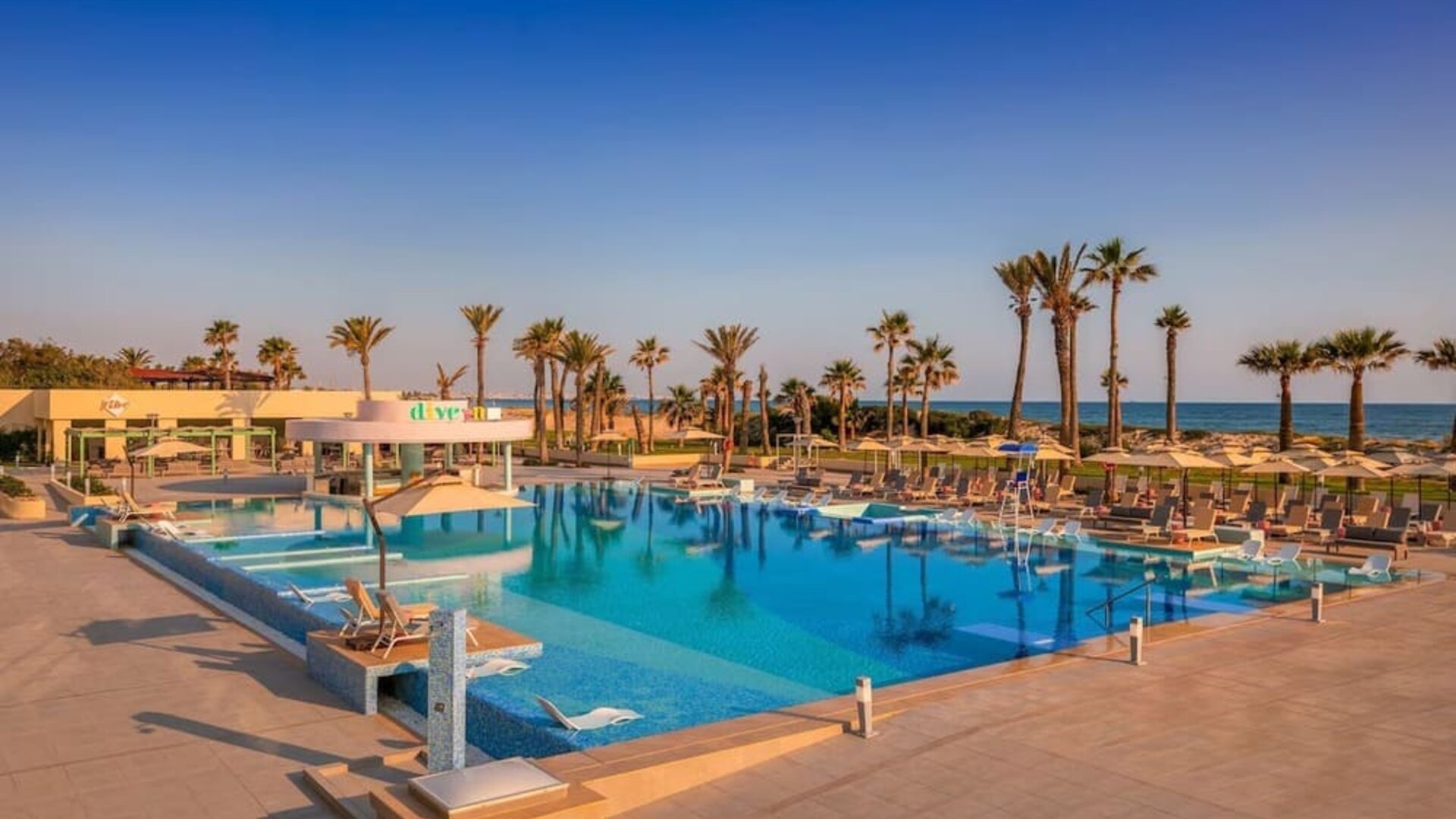 Outdoor pool at Hilton Skanes Monastir Beach Resort.