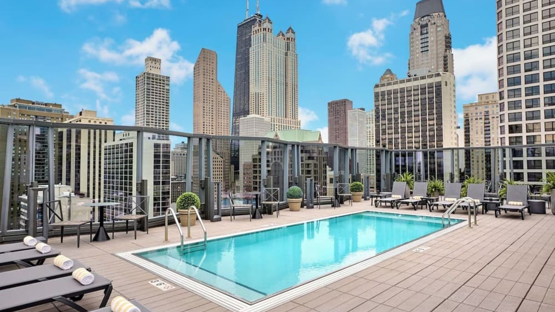 Rooftop pool at Viceroy Chicago.