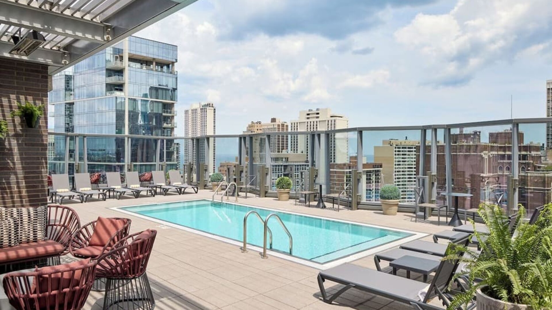 Outdoor pool at Viceroy Chicago.