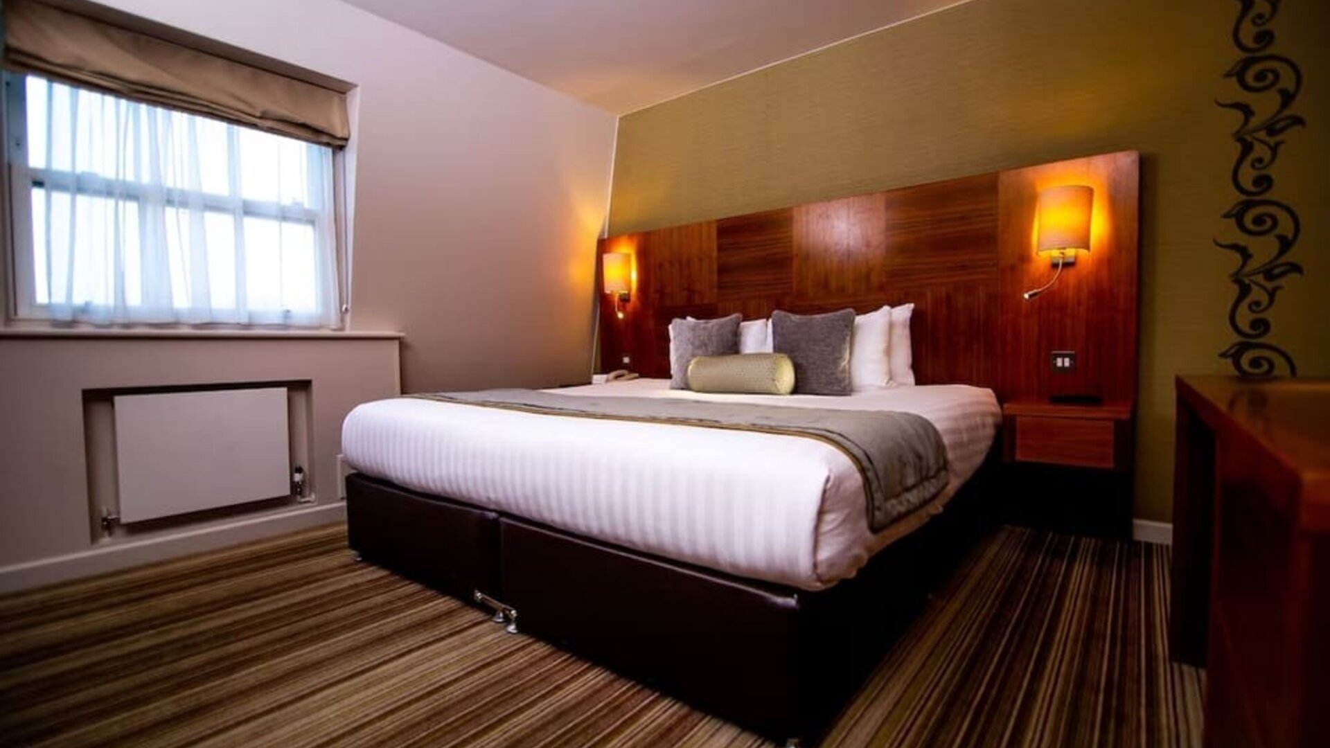 Day use room with work desk at Blakemore Hyde Park Hotel.