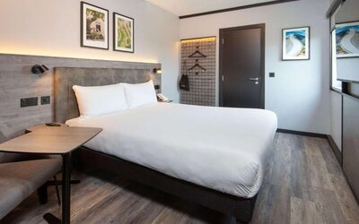 Day use room at Ibis London Gatwick Airport Hotel.