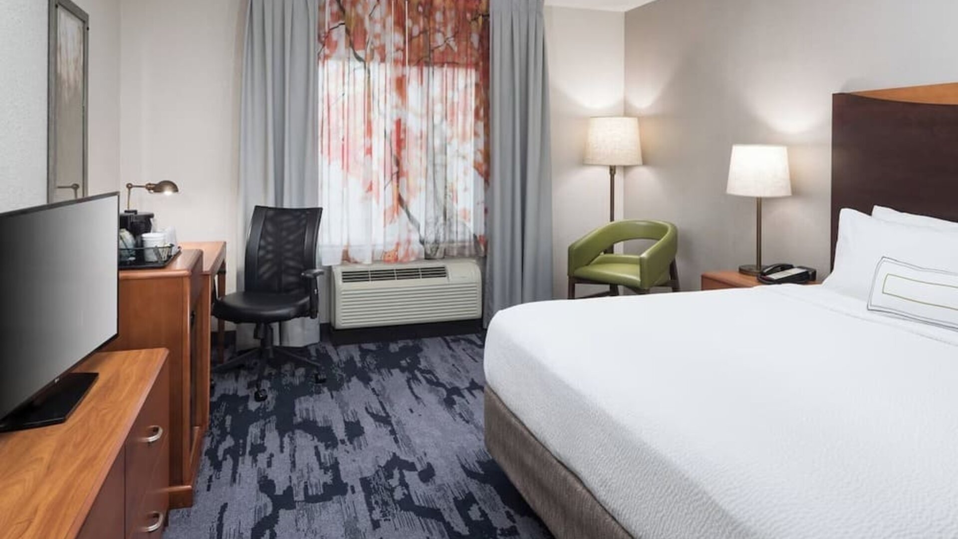 Day use room with work desk at Fairfield Inn & Suites Kansas City Overland Park.
