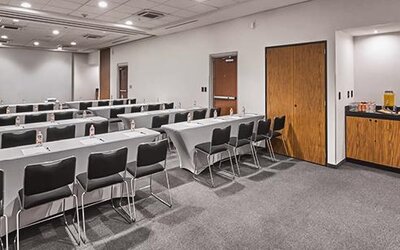 City Express Plus Patio Universidad