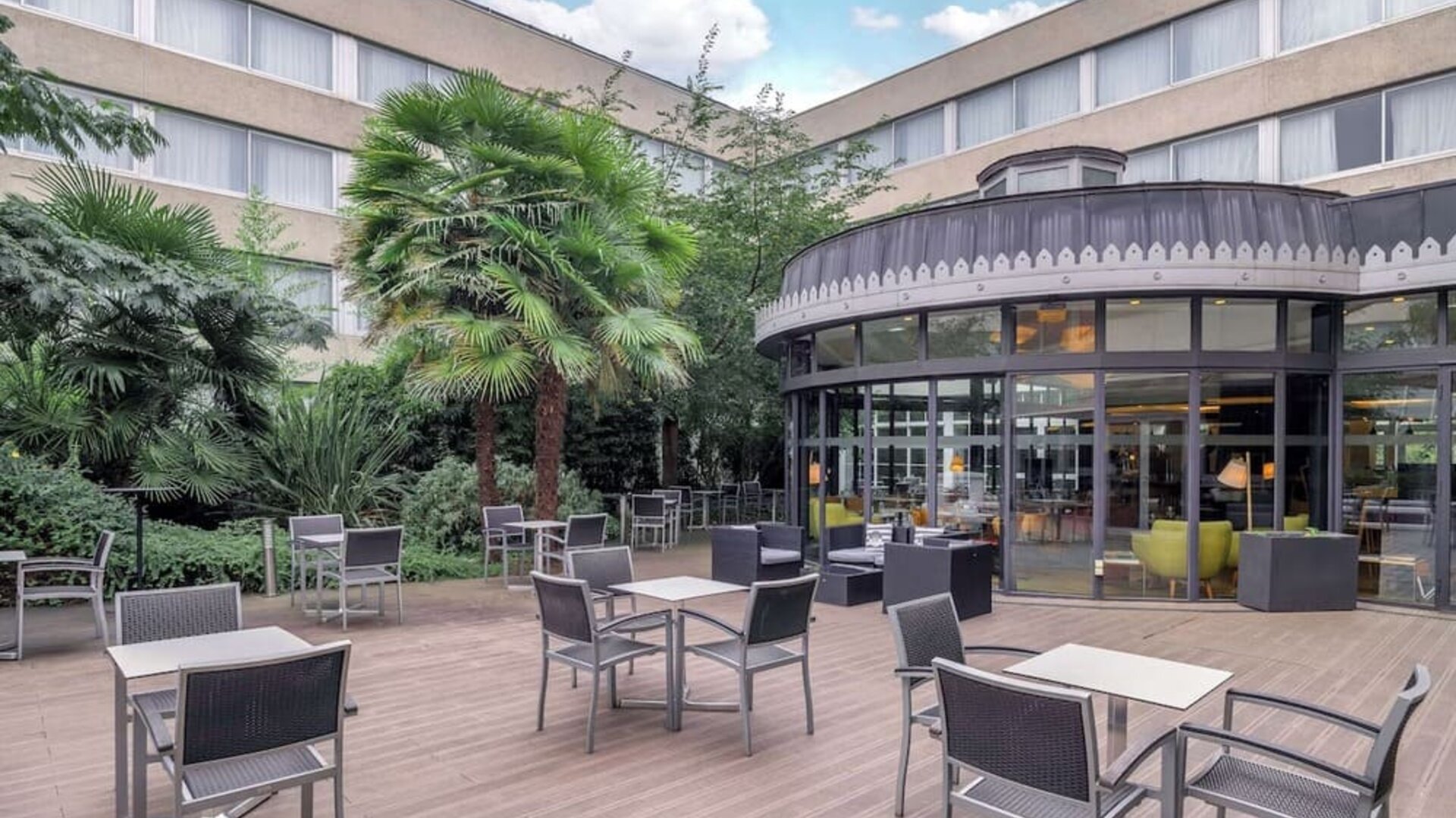 Outdoor terrace at DoubleTree By Hilton Paris Bougival.