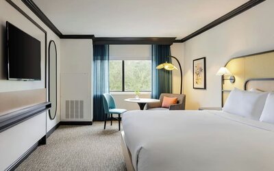 Day use room with natural light at Renaissance Boca Raton Hotel.
