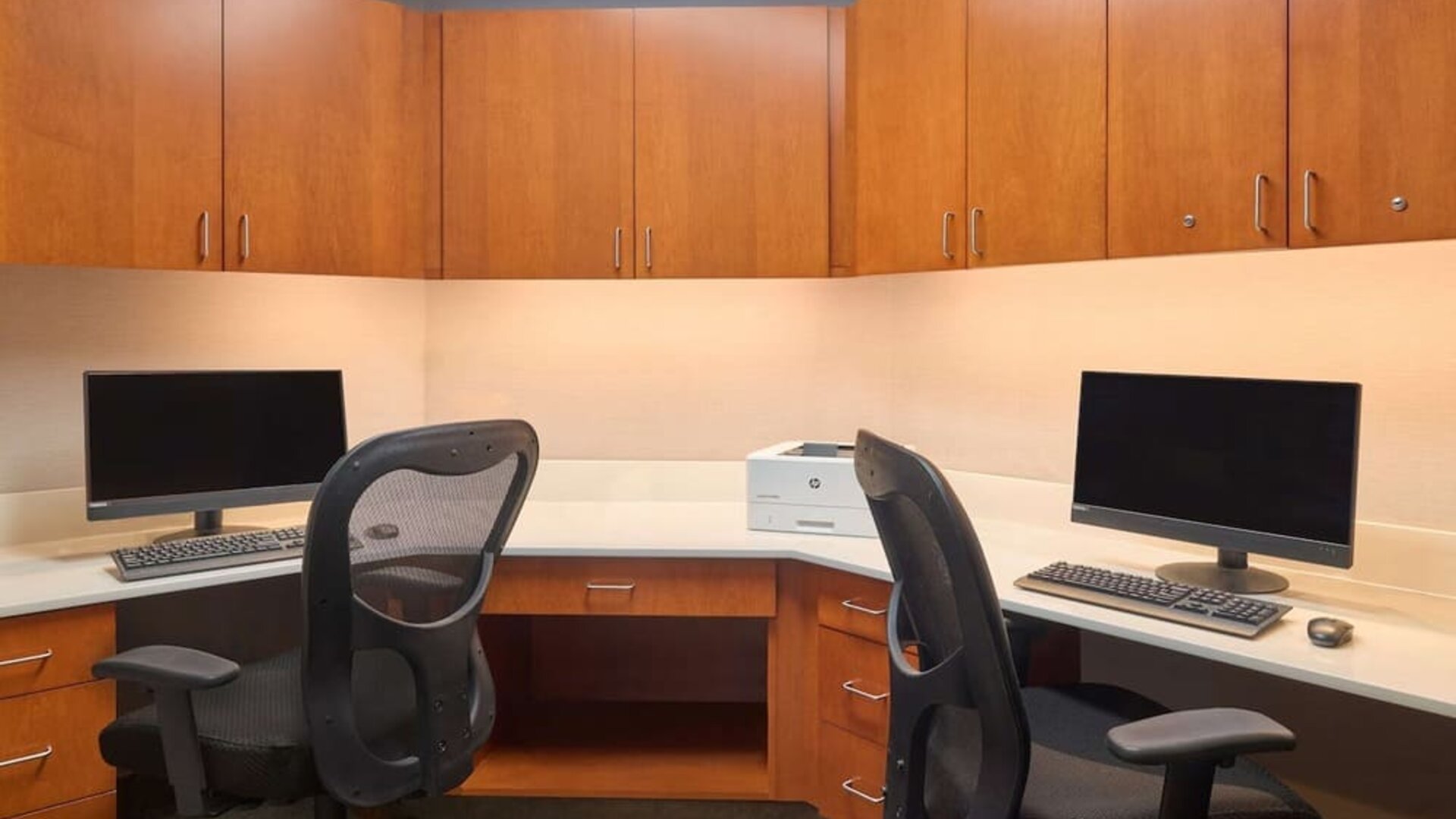 Business center available at Hampton Inn & Suites Providence/Smithfield.