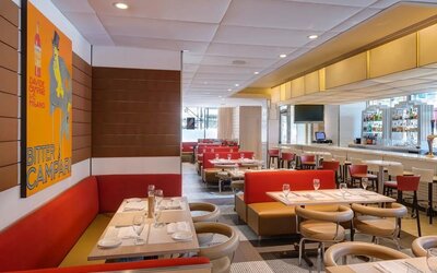One of the 3 restaurants at The New Yorker Hotel, A Wyndham Hotel.
