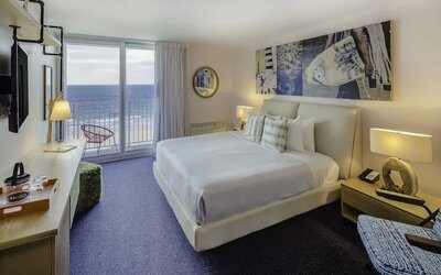 Day use room with a view of the ocean at Plunge Beach Resort.