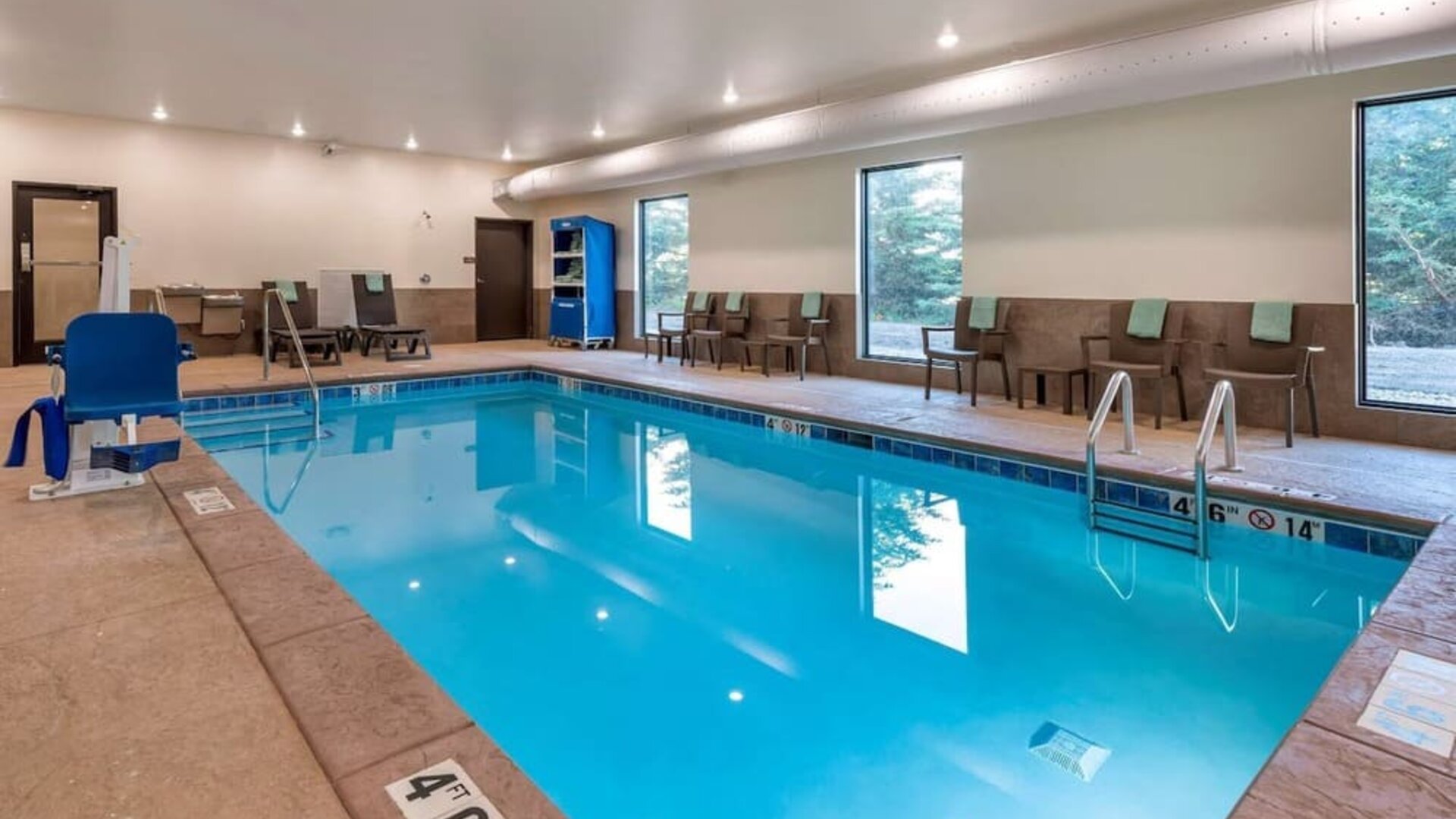 Refreshing indoor pool at Comfort Inn & Suites Mankato.