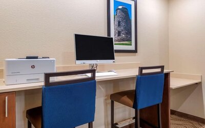 Business center at Comfort Inn & Suites Mankato.