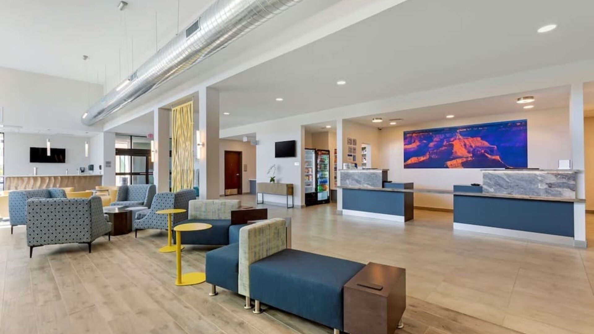 Lobby and coworking lounge at Best Western Plus Executive Residency Phoenix North Happy Valley.