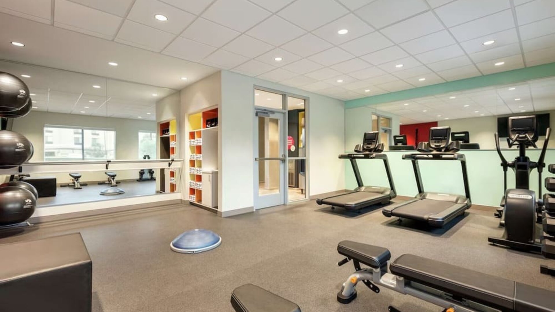 Fitness center at Tru By Hilton Wichita Northeast.
