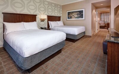 Day use twin room at Embassy Suites By Hilton San Diego-La Jolla.