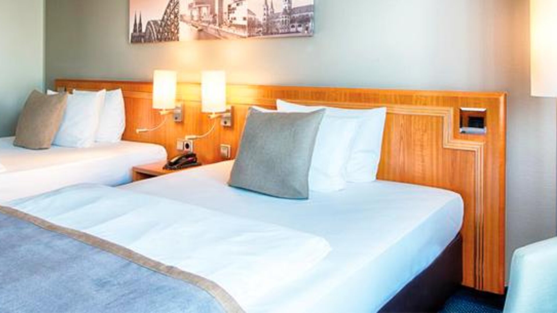 Hotel Leonardo Köln Bonn Airport