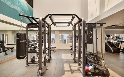 Fitness center at Swissotel Chicago.