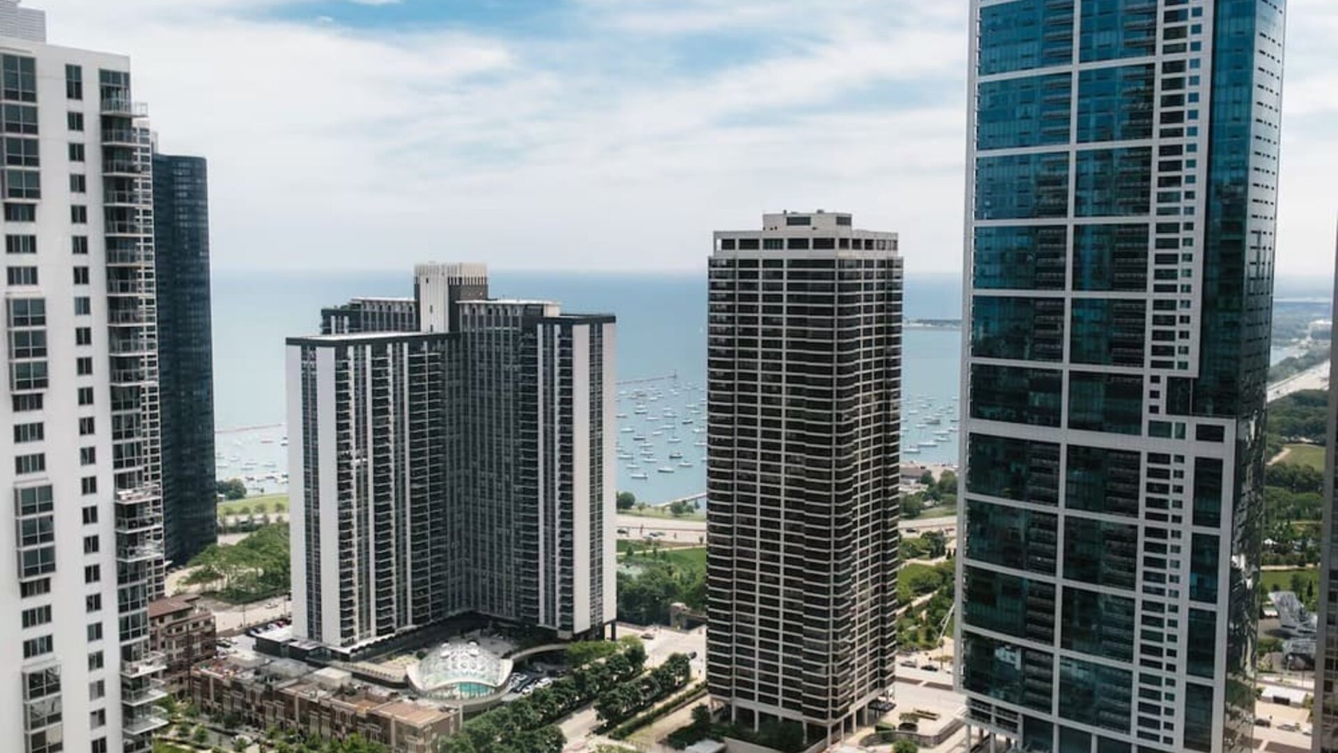 City views at Swissotel Chicago.