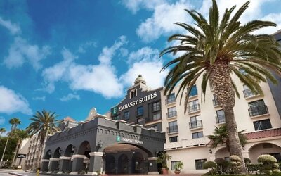 Hotel exterior at Embassy Suites By Hilton Los Angeles International Airport South.