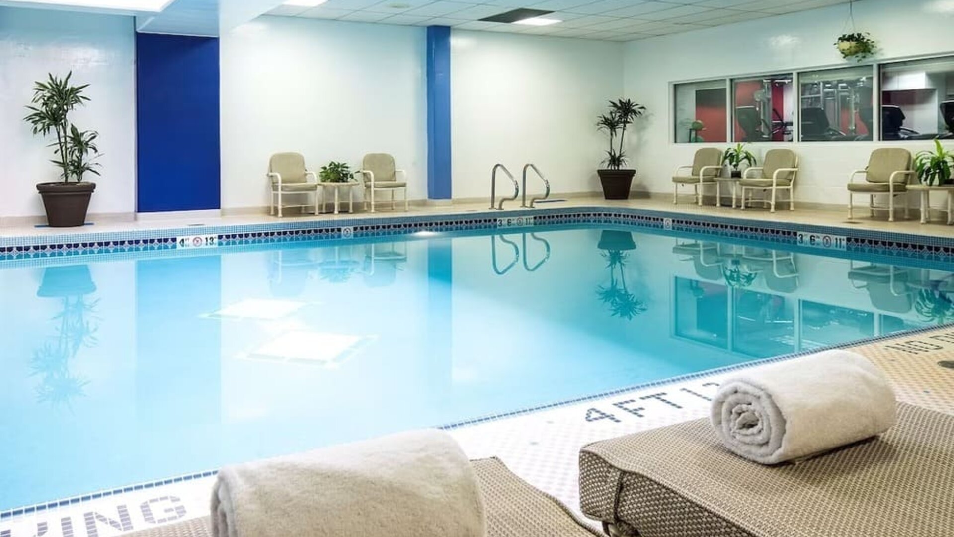 Refreshing indoor pool at Hilton Chicago-Northbrook.