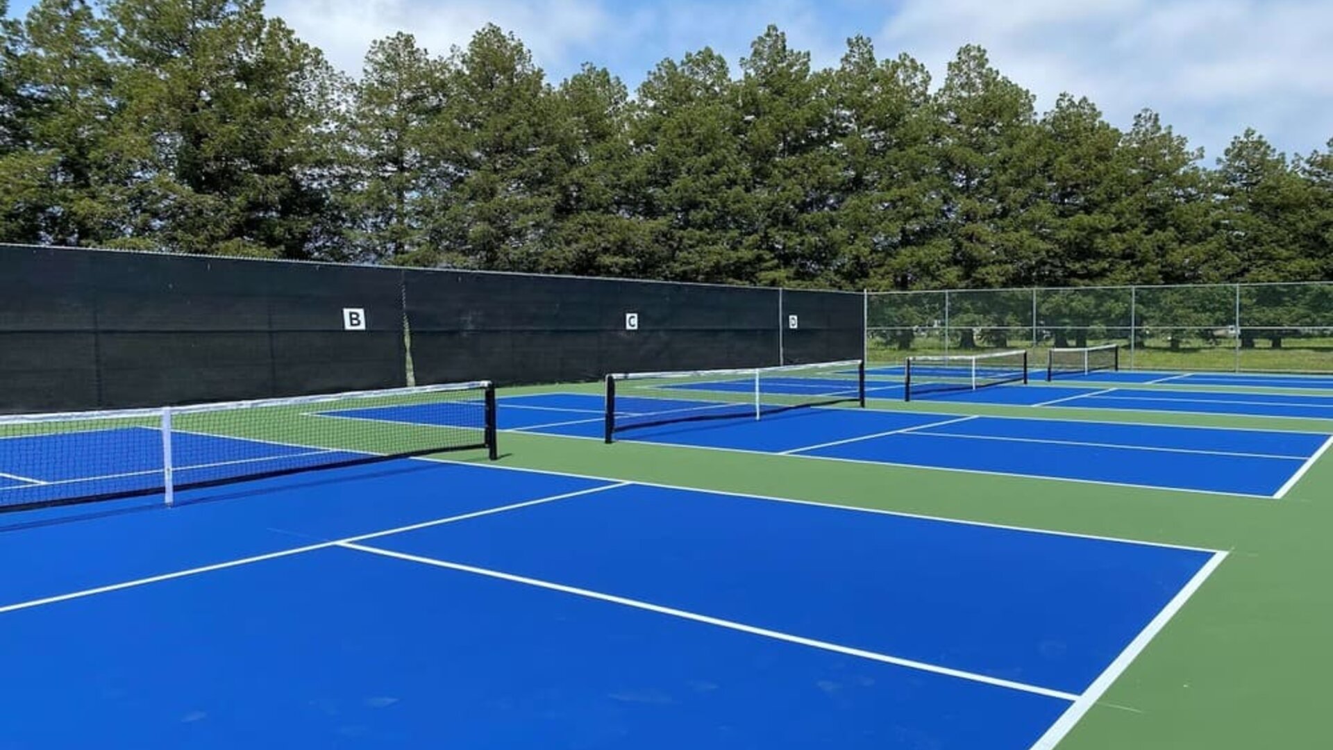 Pickleball courts available at DoubleTree By Hilton Sonoma Wine Country.