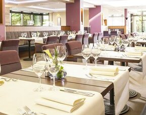 Hotel Dorint Main Taunus Zentrum Frankfurt-Sulzbach