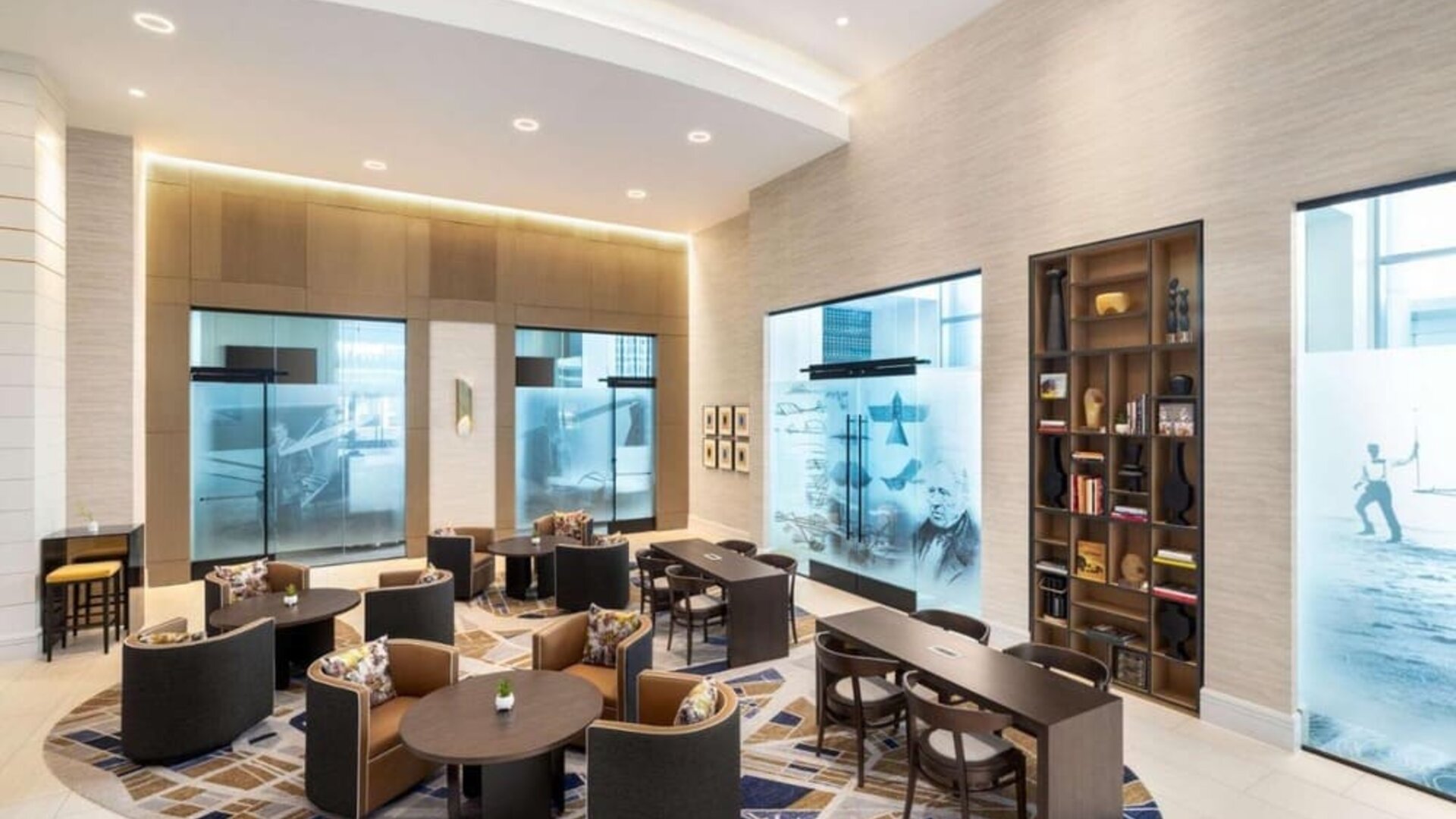 Lobby workspace perfect for coworking at Hilton BNA Nashville Airport Terminal.
