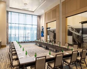 Meeting facility at Hilton BNA Nashville Airport Terminal.
